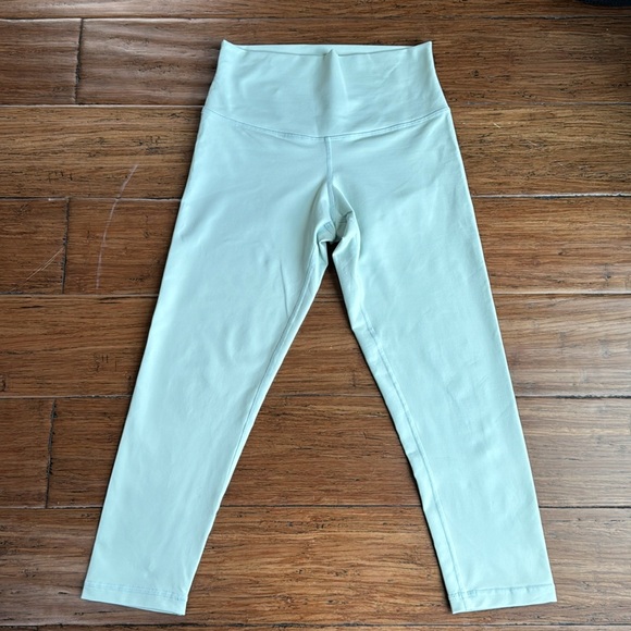 DYI Take Control Crop Leggings - Picture 1 of 4